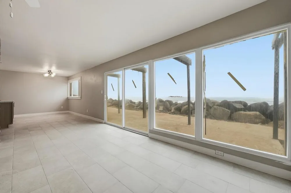 1550 Seacoast Drive #C Imperial Beach, CA 91932