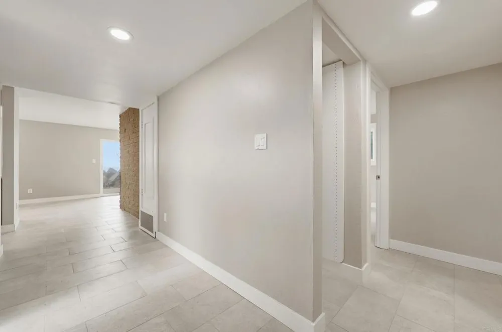 1550 Seacoast Drive #C Imperial Beach, CA 91932