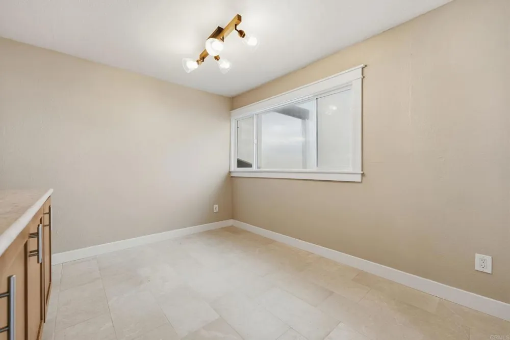 1550 Seacoast Drive #C Imperial Beach, CA 91932
