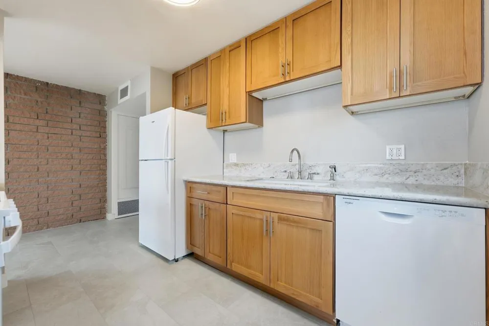 1550 Seacoast Drive #C Imperial Beach, CA 91932