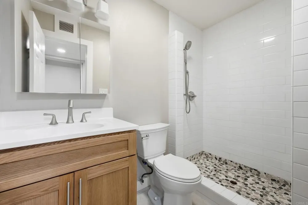 1550 Seacoast Drive #C Imperial Beach, CA 91932
