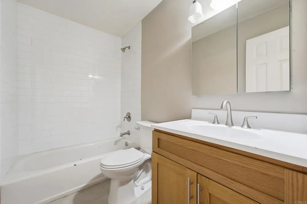 1550 Seacoast Drive #C Imperial Beach, CA 91932