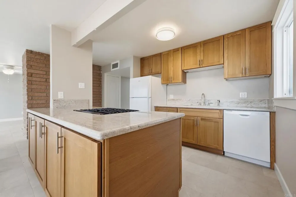 1550 Seacoast Drive #C Imperial Beach, CA 91932