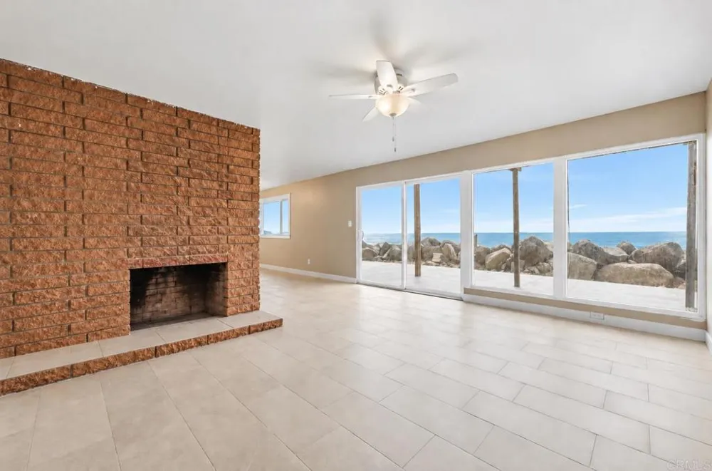 1550 Seacoast Drive #C Imperial Beach, CA 91932