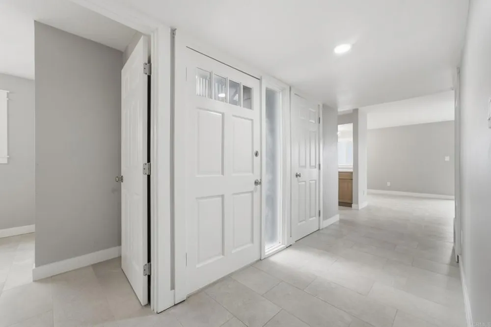 1550 Seacoast Drive #C Imperial Beach, CA 91932