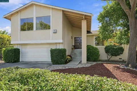 5378 Meadow Wood Place