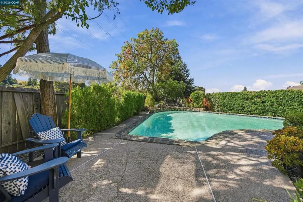 5378 Meadow Wood Place Concord, CA 94521
