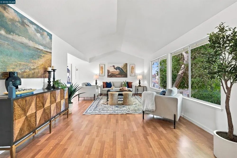 5378 Meadow Wood Place Concord, CA 94521