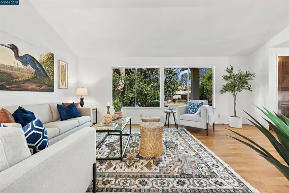 5378 Meadow Wood Place Concord, CA 94521