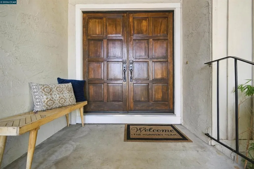 5378 Meadow Wood Place Concord, CA 94521