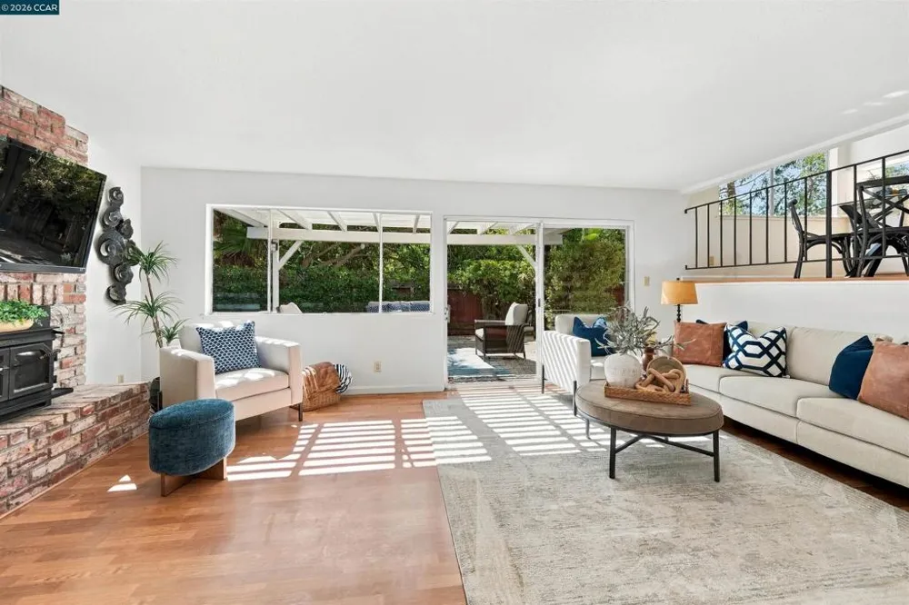 5378 Meadow Wood Place Concord, CA 94521