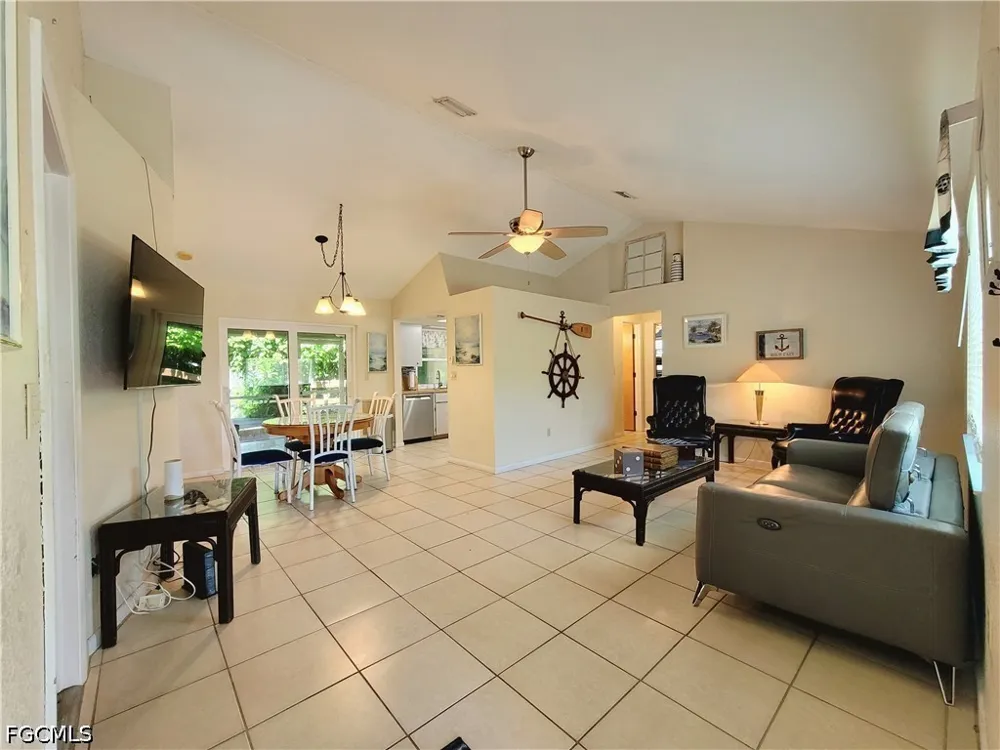 Van Nuys Circle Port Charlotte, FL 33948
