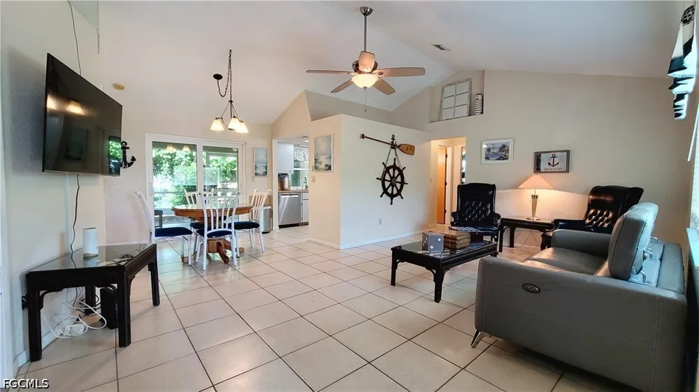 Van Nuys Circle Port Charlotte, FL 33948