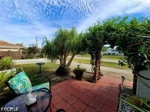 Van Nuys Circle Port Charlotte, FL 33948