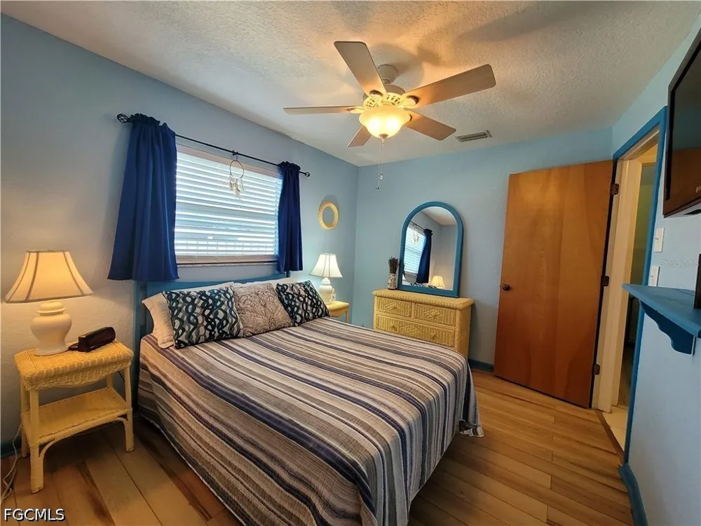 Van Nuys Circle Port Charlotte, FL 33948