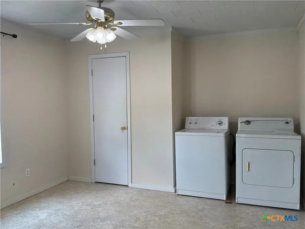 Address Not Shown Nixon, TX 78140