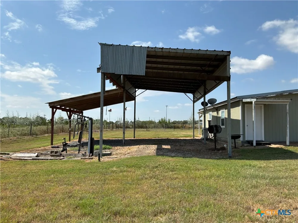 Address Not Shown Nixon, TX 78140