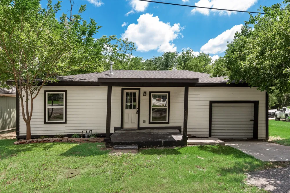 105 Weaver Street Forney, TX 75126