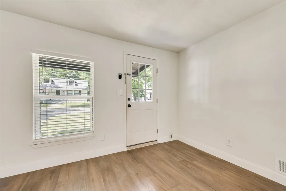 105 Weaver Street Forney, TX 75126
