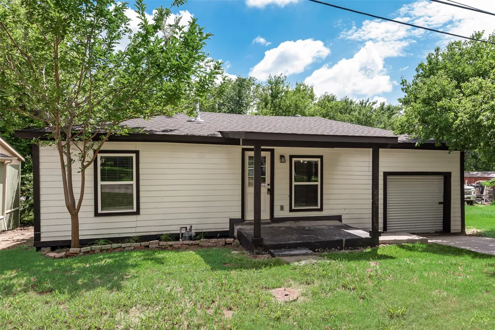 105 Weaver Street Forney, TX 75126