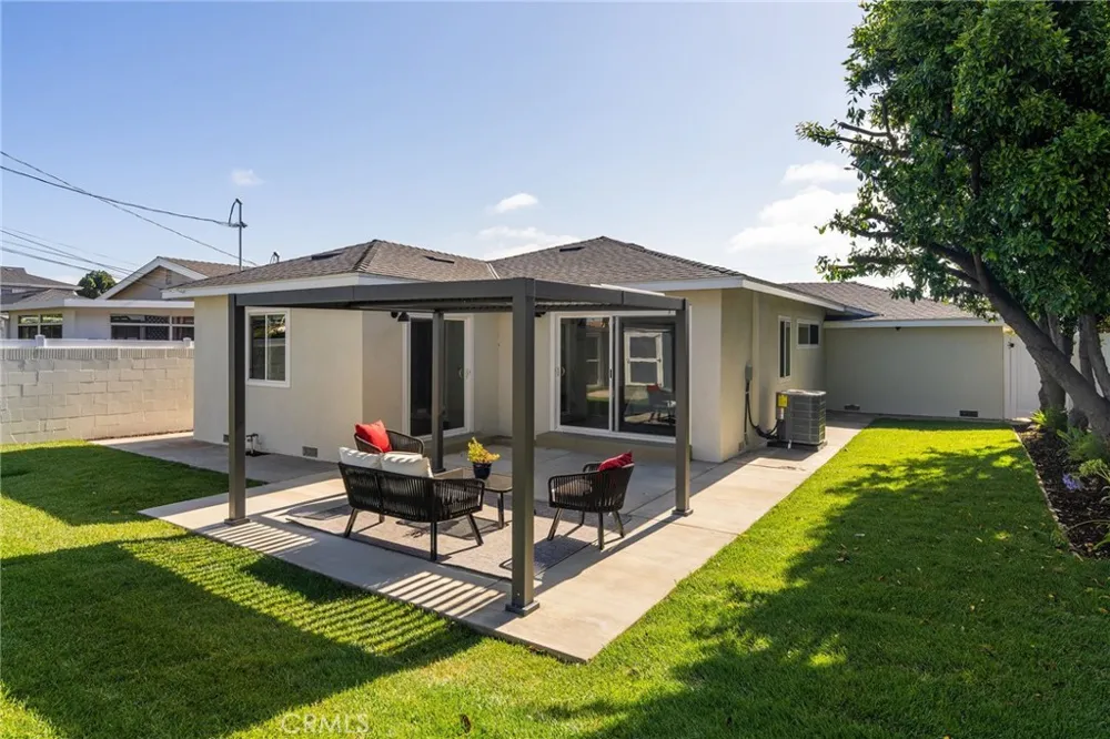 20610 Mansel Torrance, CA 90503