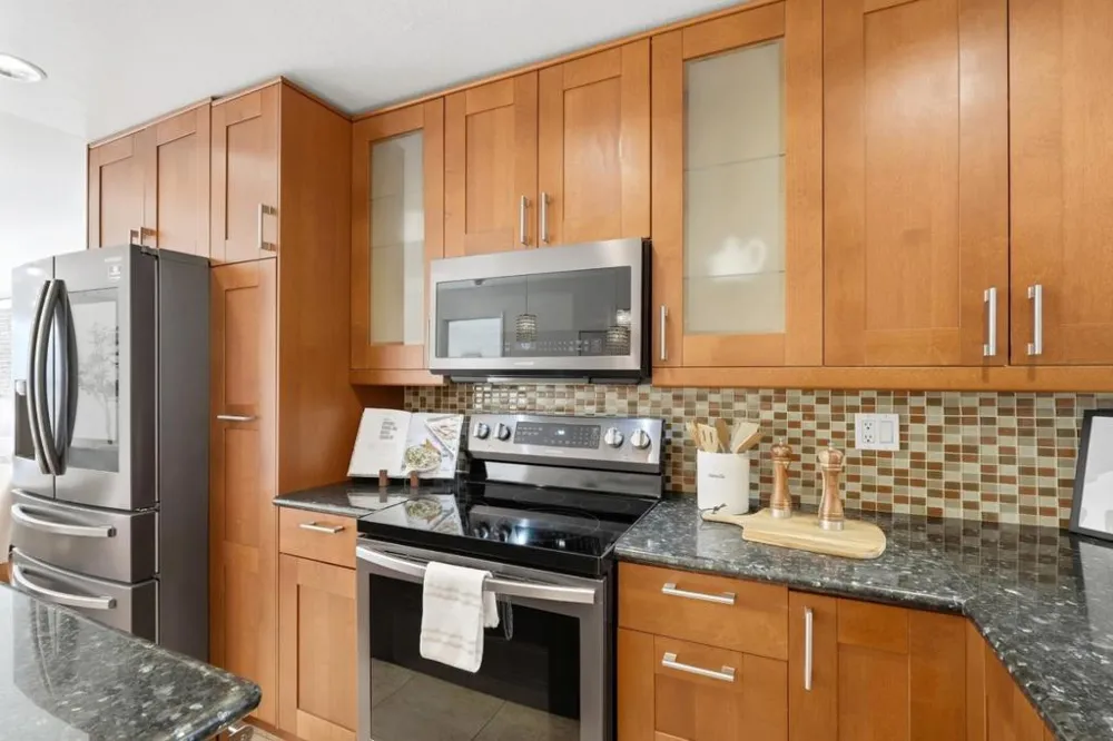 320 Peninsula Avenue #211 San Mateo, CA 94401