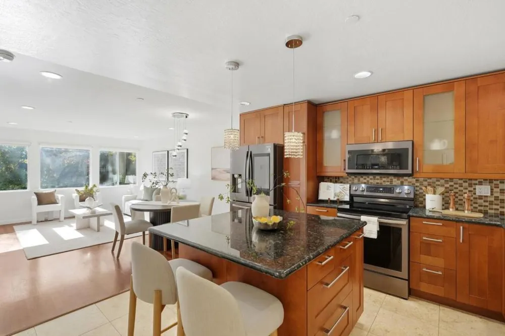 320 Peninsula Avenue #211 San Mateo, CA 94401