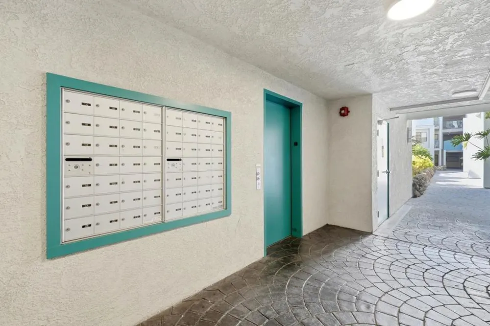 320 Peninsula Avenue #211 San Mateo, CA 94401