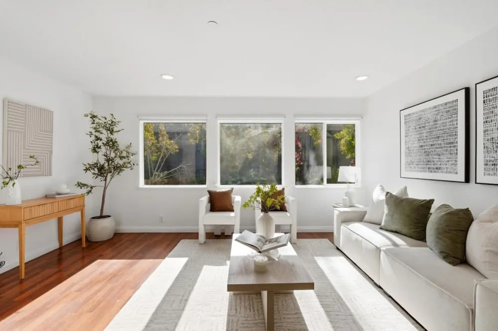320 Peninsula Avenue #211 San Mateo, CA 94401