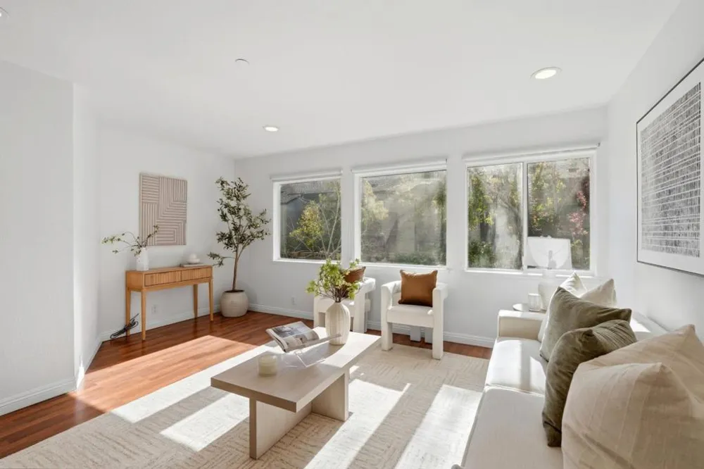 320 Peninsula Avenue #211 San Mateo, CA 94401