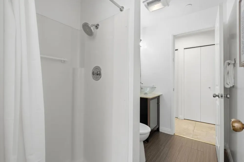 320 Peninsula Avenue #211 San Mateo, CA 94401