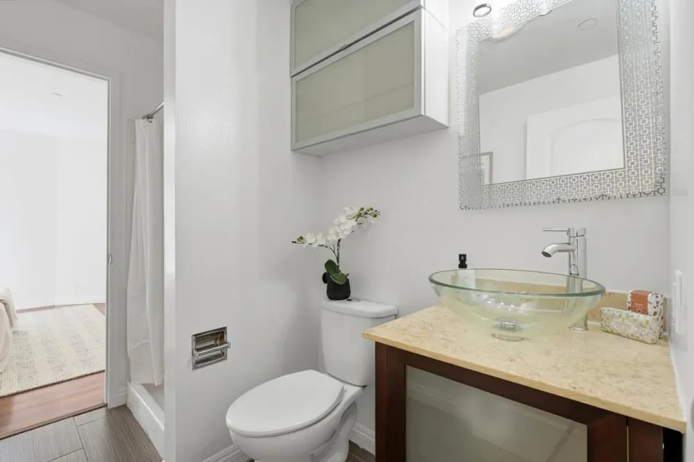 320 Peninsula Avenue #211 San Mateo, CA 94401