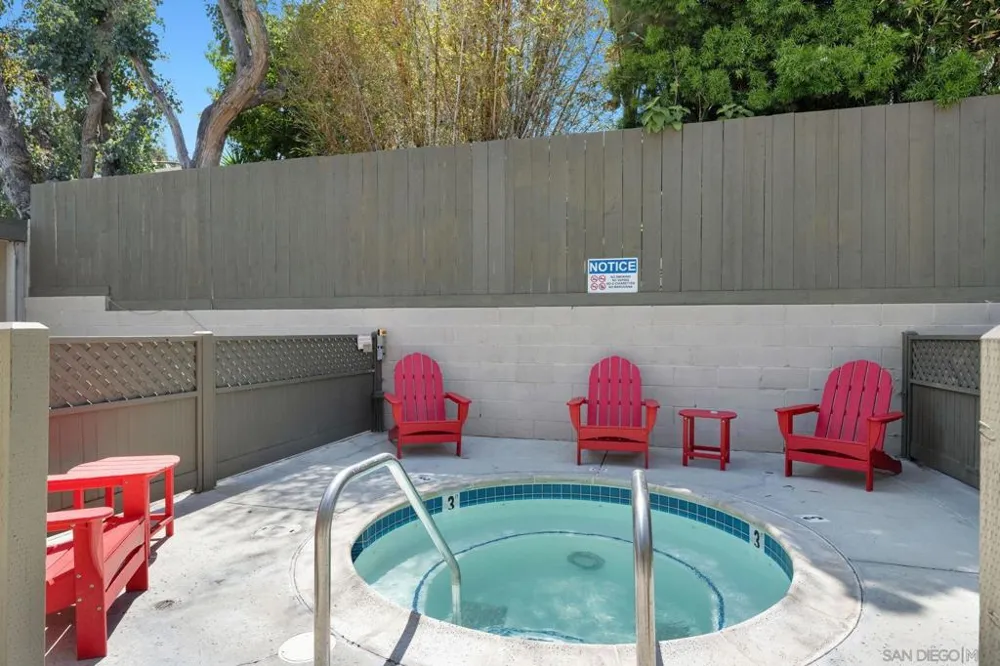 155 W Glaucus #C Encinitas, CA 92024