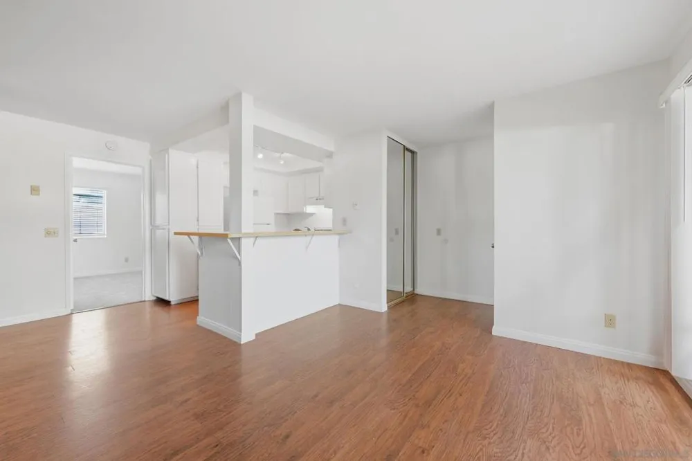 155 W Glaucus #C Encinitas, CA 92024
