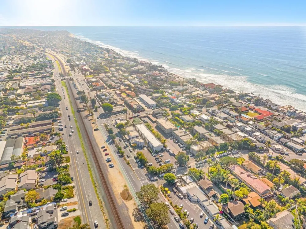 155 W Glaucus #C Encinitas, CA 92024
