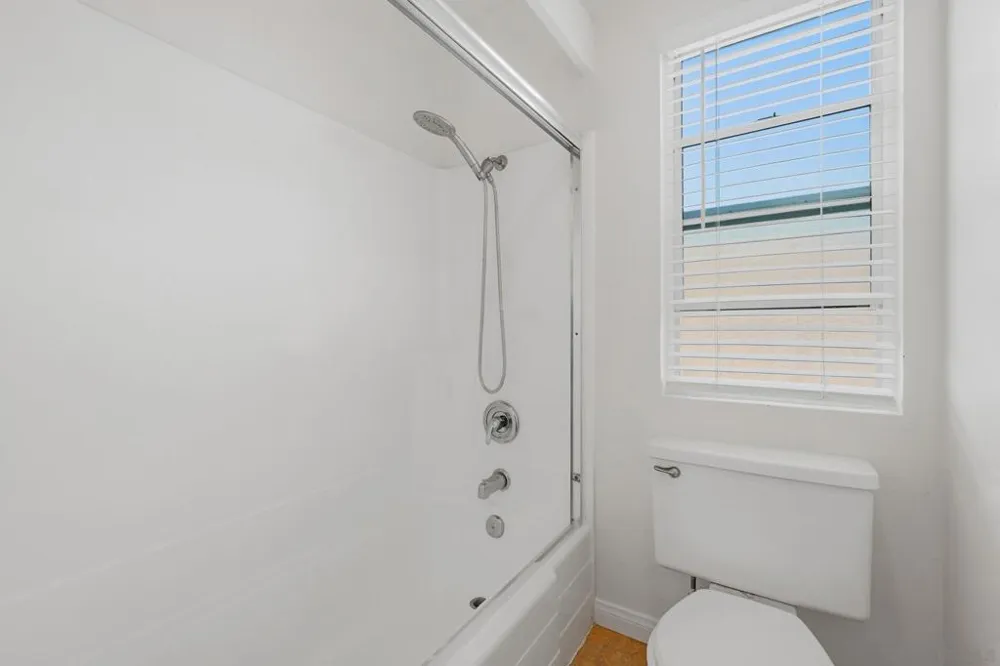 155 W Glaucus #C Encinitas, CA 92024