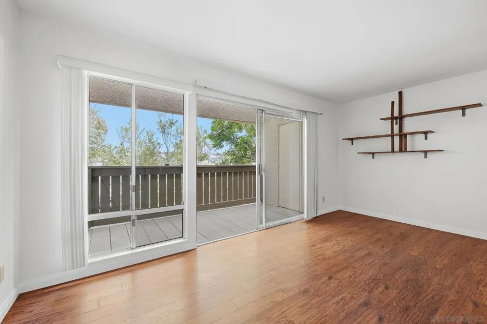155 W Glaucus #C Encinitas, CA 92024