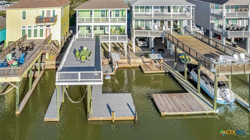 223 PR 670 Matagorda, TX 77457