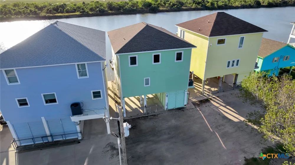 223 PR 670 Matagorda, TX 77457