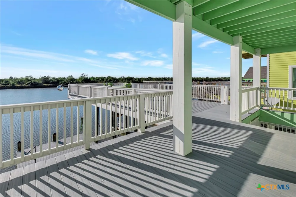 223 PR 670 Matagorda, TX 77457