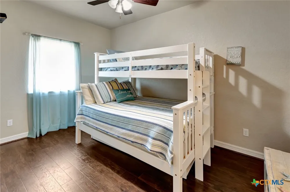 223 PR 670 Matagorda, TX 77457