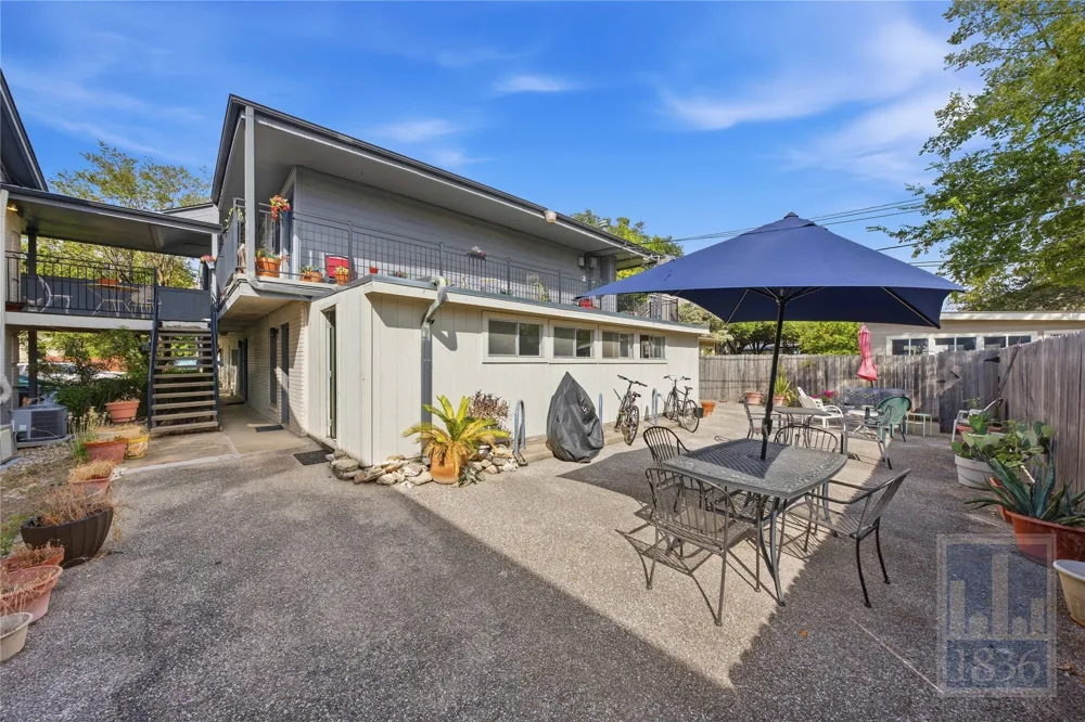 1111 W 10th Street #209 Austin, TX 78703