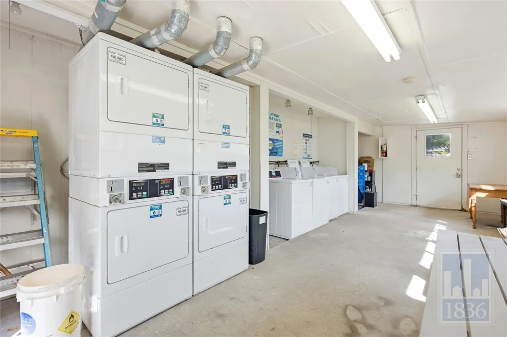 1111 W 10th Street #209 Austin, TX 78703