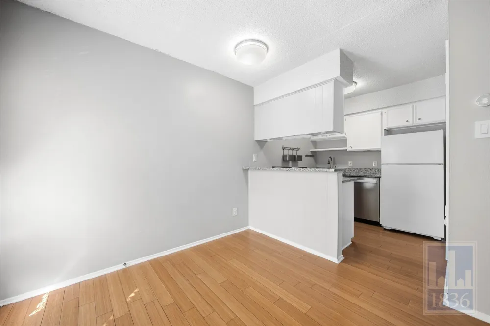 1111 W 10th Street #209 Austin, TX 78703
