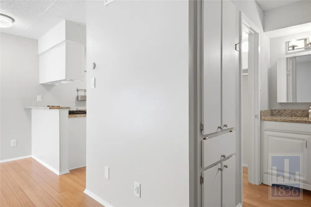 1111 W 10th Street #209 Austin, TX 78703