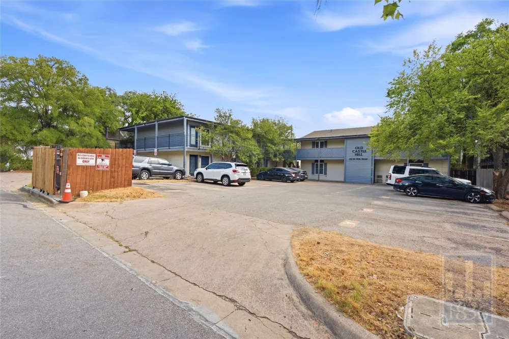 1111 W 10th Street #209 Austin, TX 78703