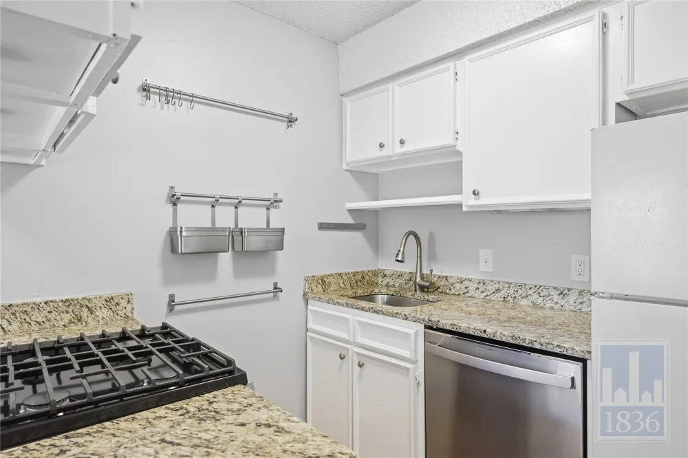 1111 W 10th Street #209 Austin, TX 78703
