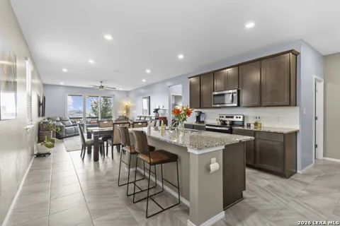 4310 Admirals Bend