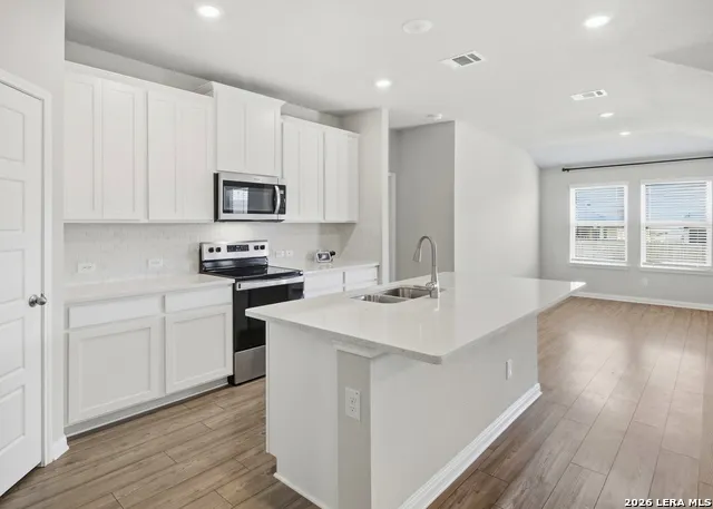 3045 CHARYN WAY New Braunfels, TX 78132