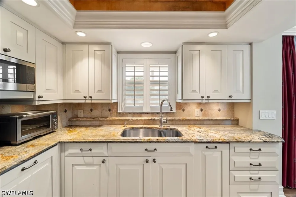 Gulf Shore Drive #200 Naples, FL 34108